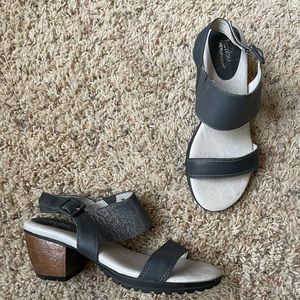 Jambu Sandals